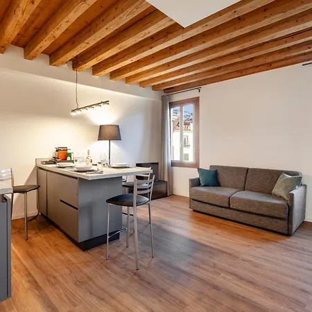 San Lorenzo 5054 Апартаменты