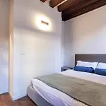 San Lorenzo 5054 Apartment *