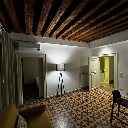 San Lorenzo 5054 Apartman Velence