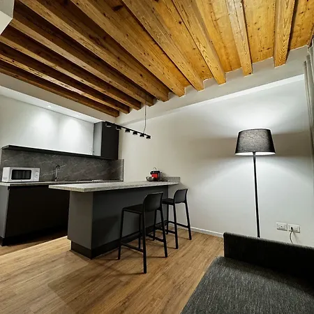 San Lorenzo 5054 Apartman Velence