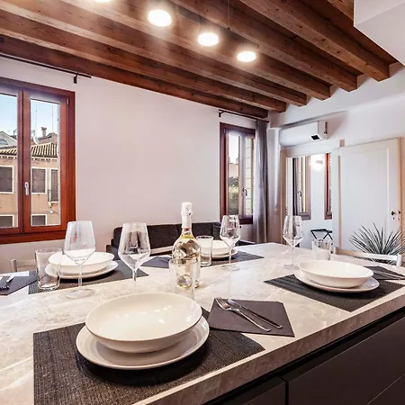 Apartament San Lorenzo 5054 Wenecja